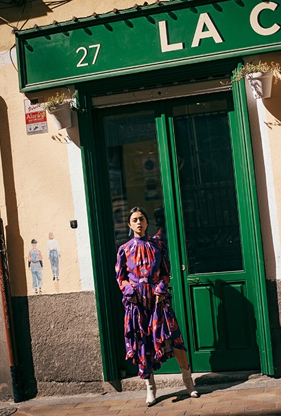 Lucía Peschiera, Revista J